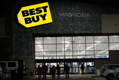 Best Buy Chapel Hill in Cuyahoga Falls, OH