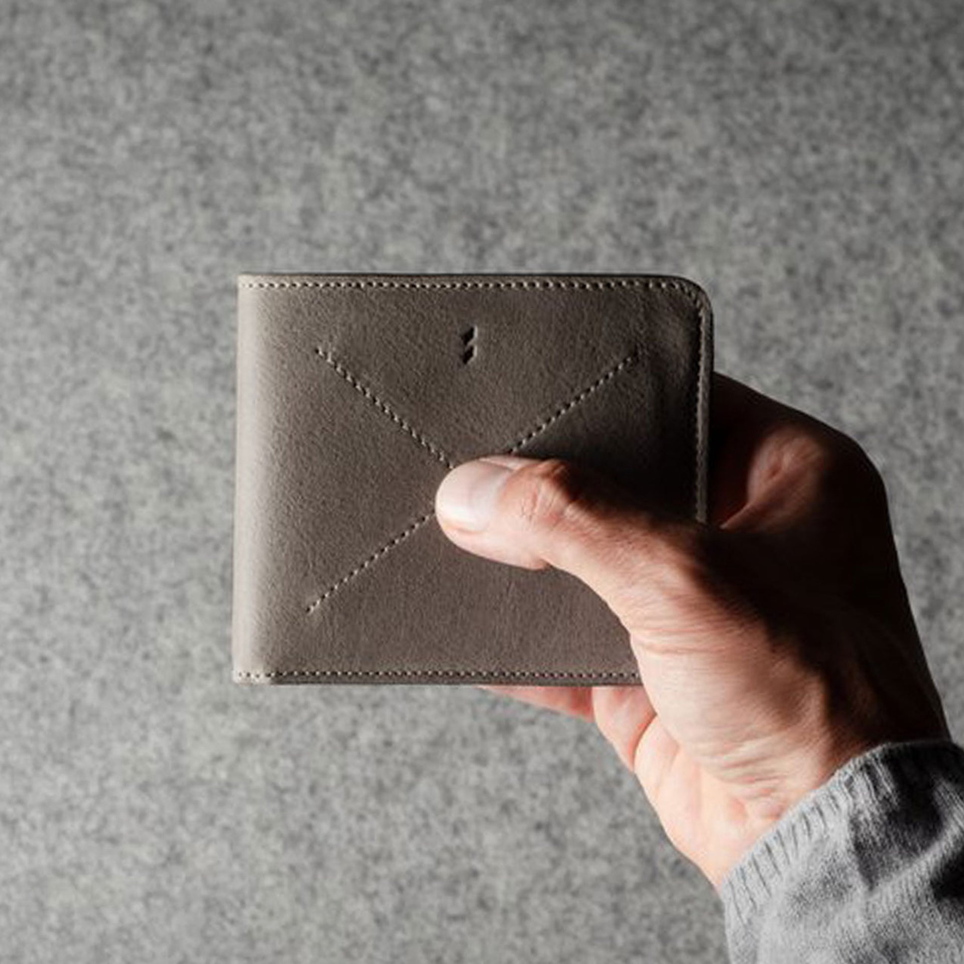 Hard Graft Cash in Card Wallet Archives - Carryology