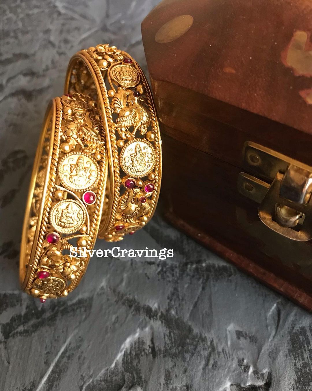 Divine Lakshmi Coin Bangles – Andaaz Jewelers