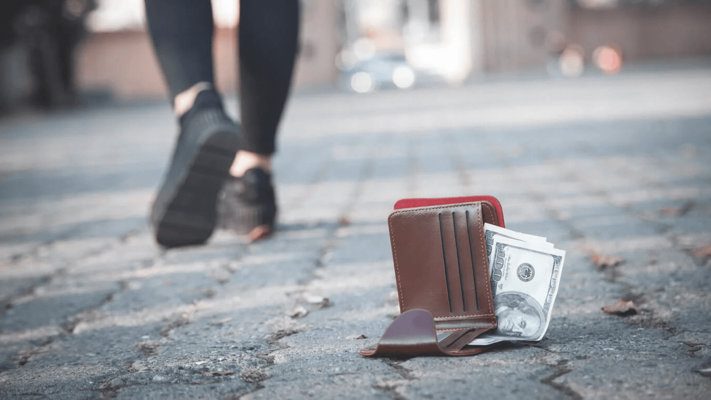 I Lost My Wallet. Now What? | Farm Bureau Financial Services