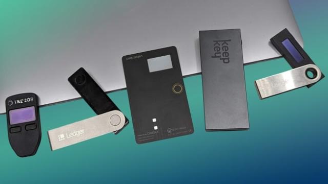 Ledger Nano Wallet - BitcoinWiki