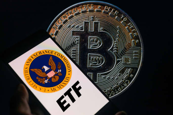 SEC denies a bitcoin ETF has been approved, says account on X was hacked | AP News