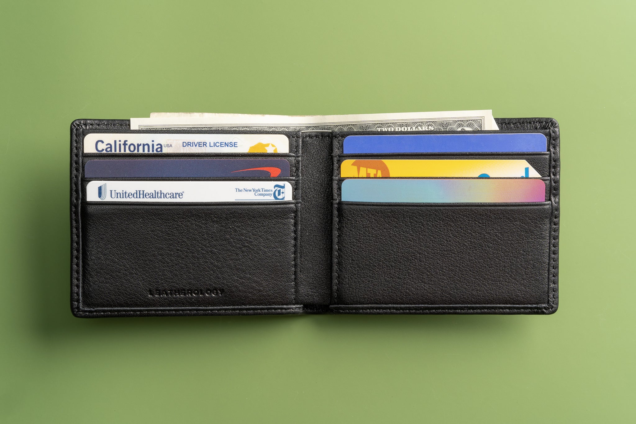 20 Best Front Pocket Wallets, According to Our Editors