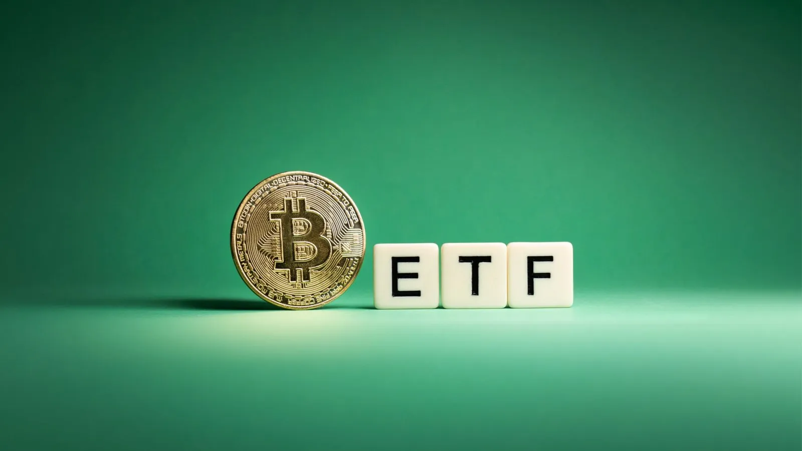 BlackRock bitcoin ETF edges GBTC in daily trade volumes for first time - Blockworks