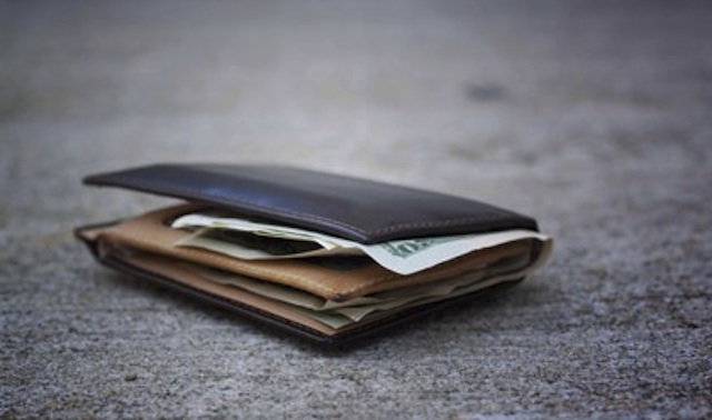 What To Do When You Lose Your Wallet? 11 Steps To Take