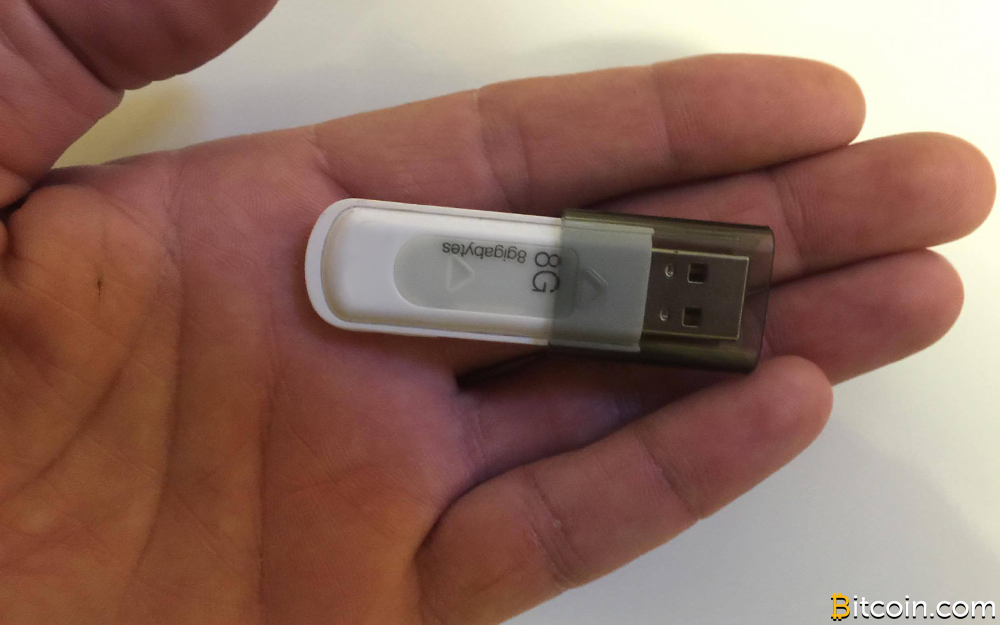 Make Your Own Cold Storage USB Crypto Wallet - SecurityBind