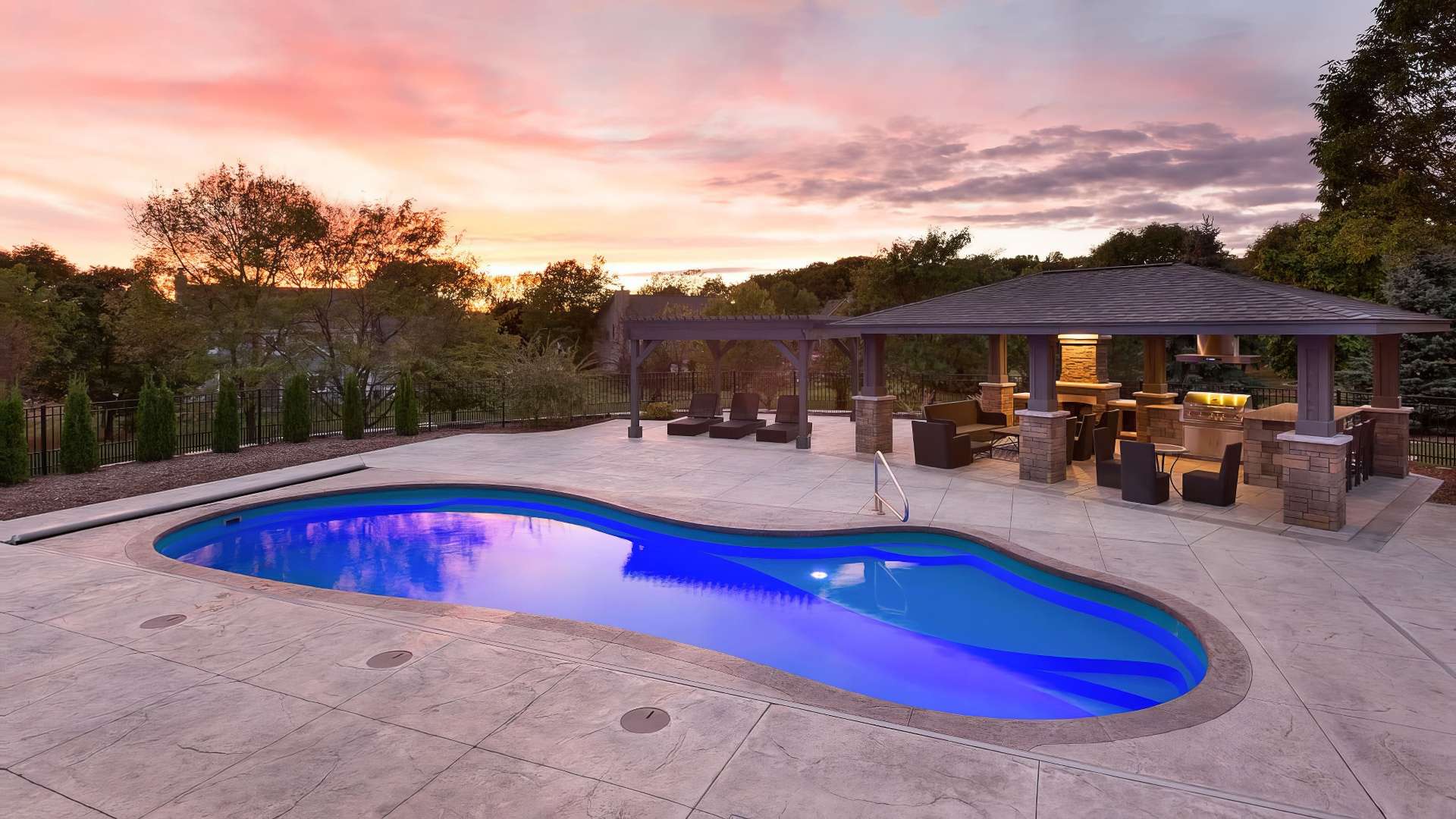 In-Ground pool design & installation in Kitchener, Waterloo & Cambridge - Precision Pools