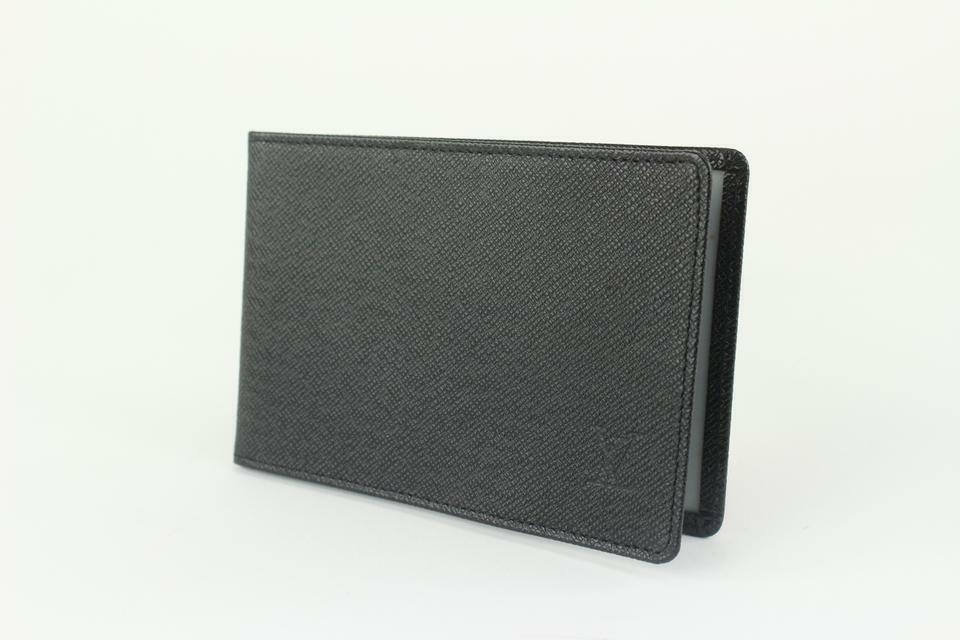 Luxury Louis Vuitton Taiga Leather Long Wallet — Luxe & Beyond