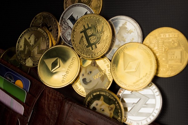 Cryptocurrency enthusiasts hate, and love, Libra coin