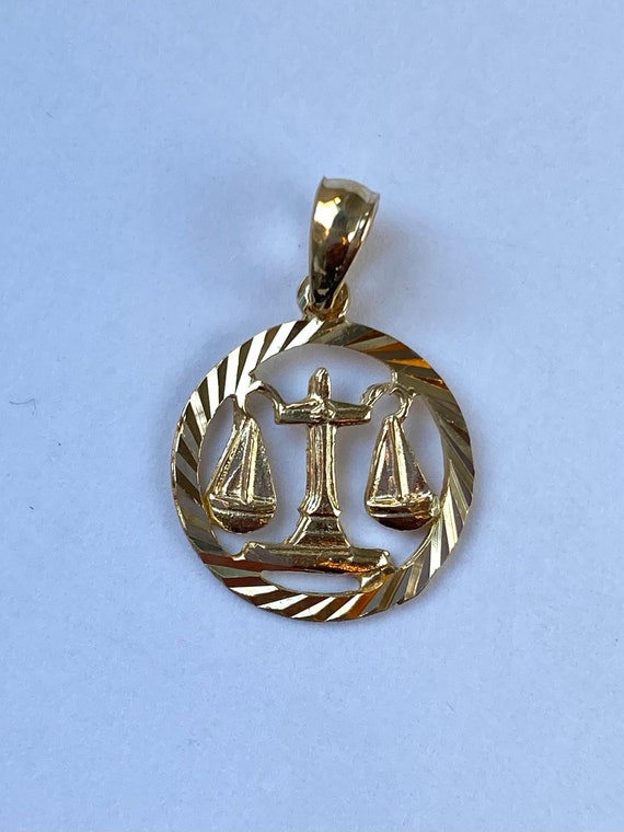 LIBRA ZODIAC (18K GOLD VERMEIL) – KIRSTIN ASH (Australia)