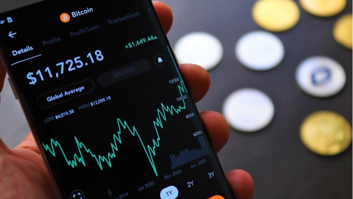 Crypto Arbitrage Trading: How to Make Low-Risk Gains