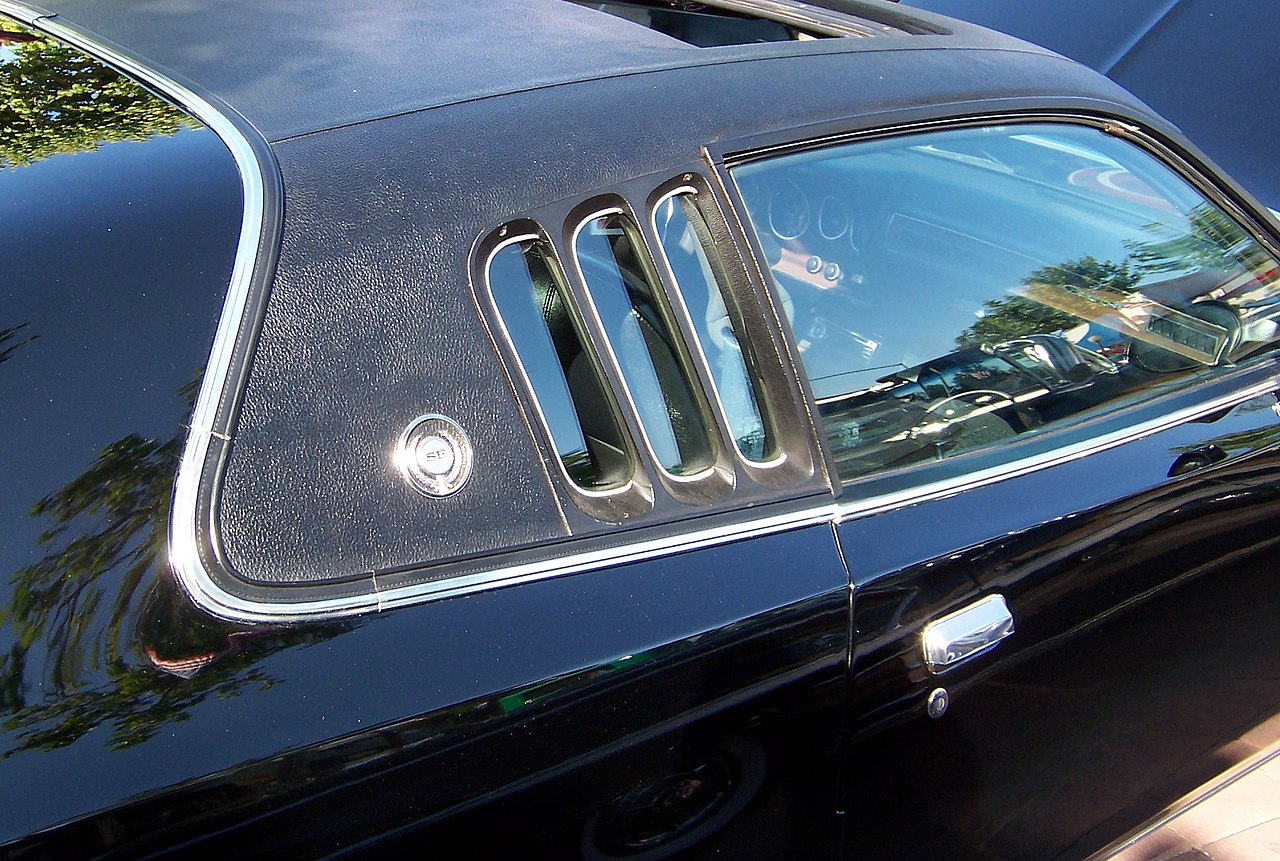 Dodge Charger window vents – Visual Autowerks