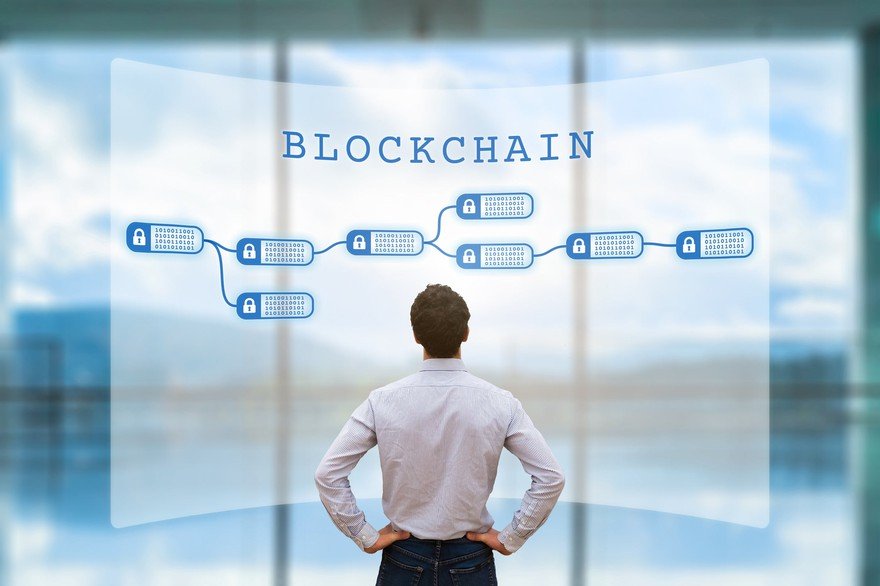 A guide to investing in blockchain technology and decentralized finance | iShares - BlackRock