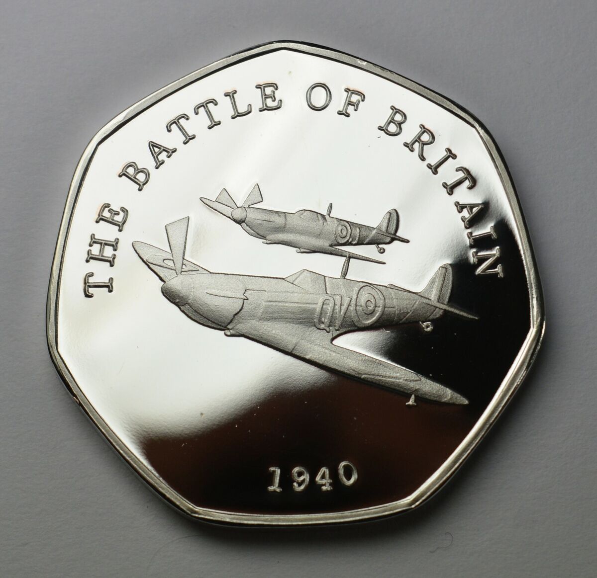 £5 HISTORY OF The Royal Air Force Coin + Free D Day 50p Coin £ - PicClick UK