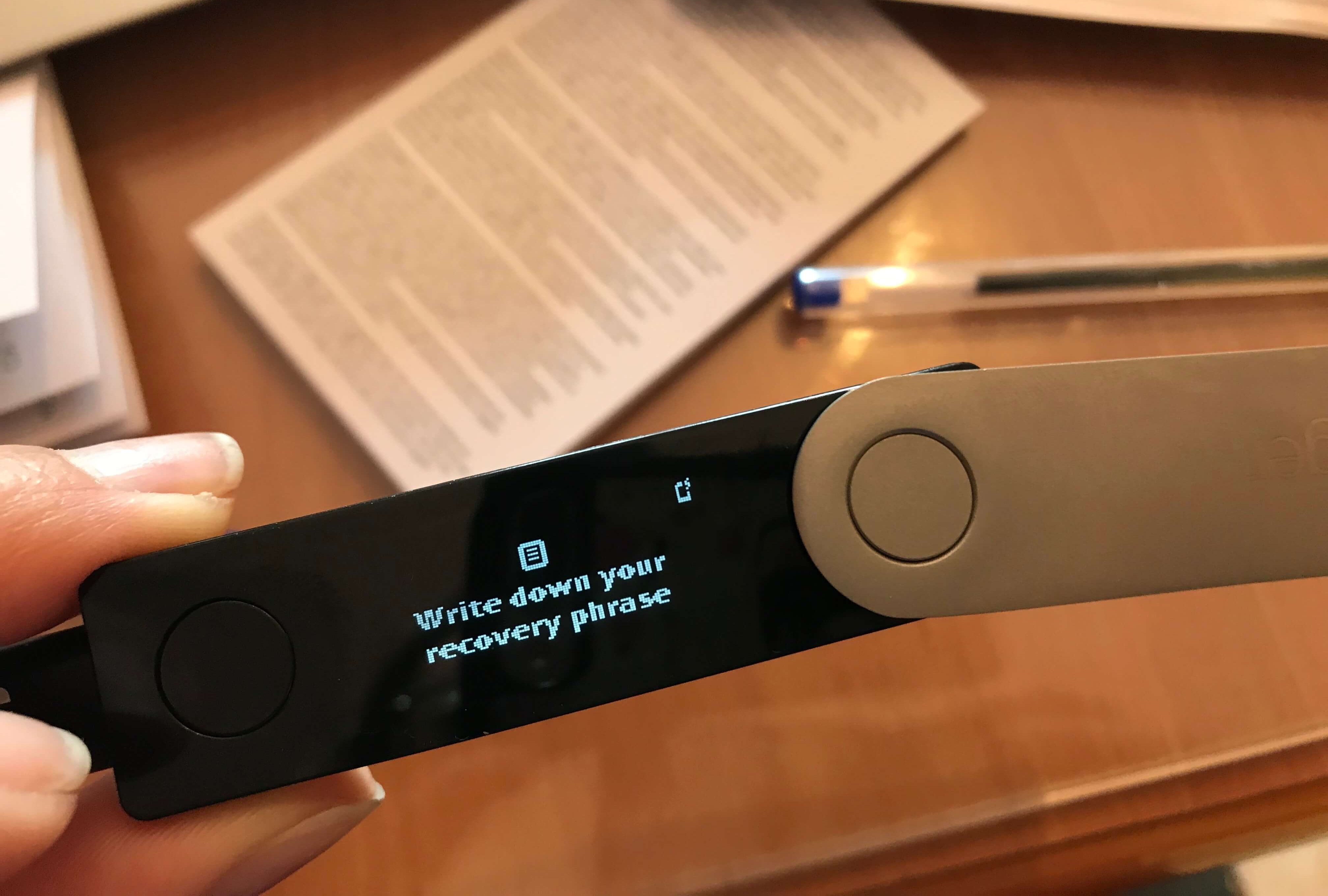 Ledger Nano X Review: Safe from Prying Eyes | WIRED