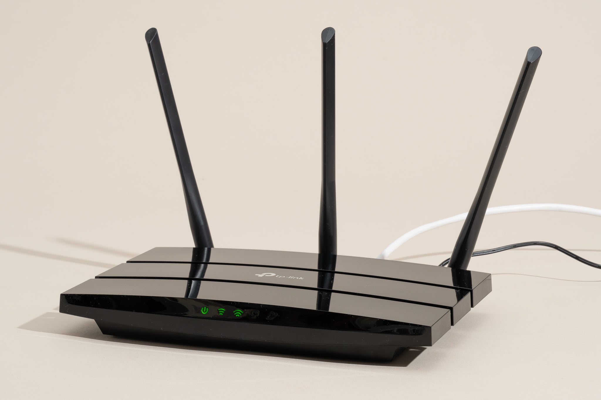 Mesh routers vs. Wi-Fi routers: What is best for your home office? | ZDNET