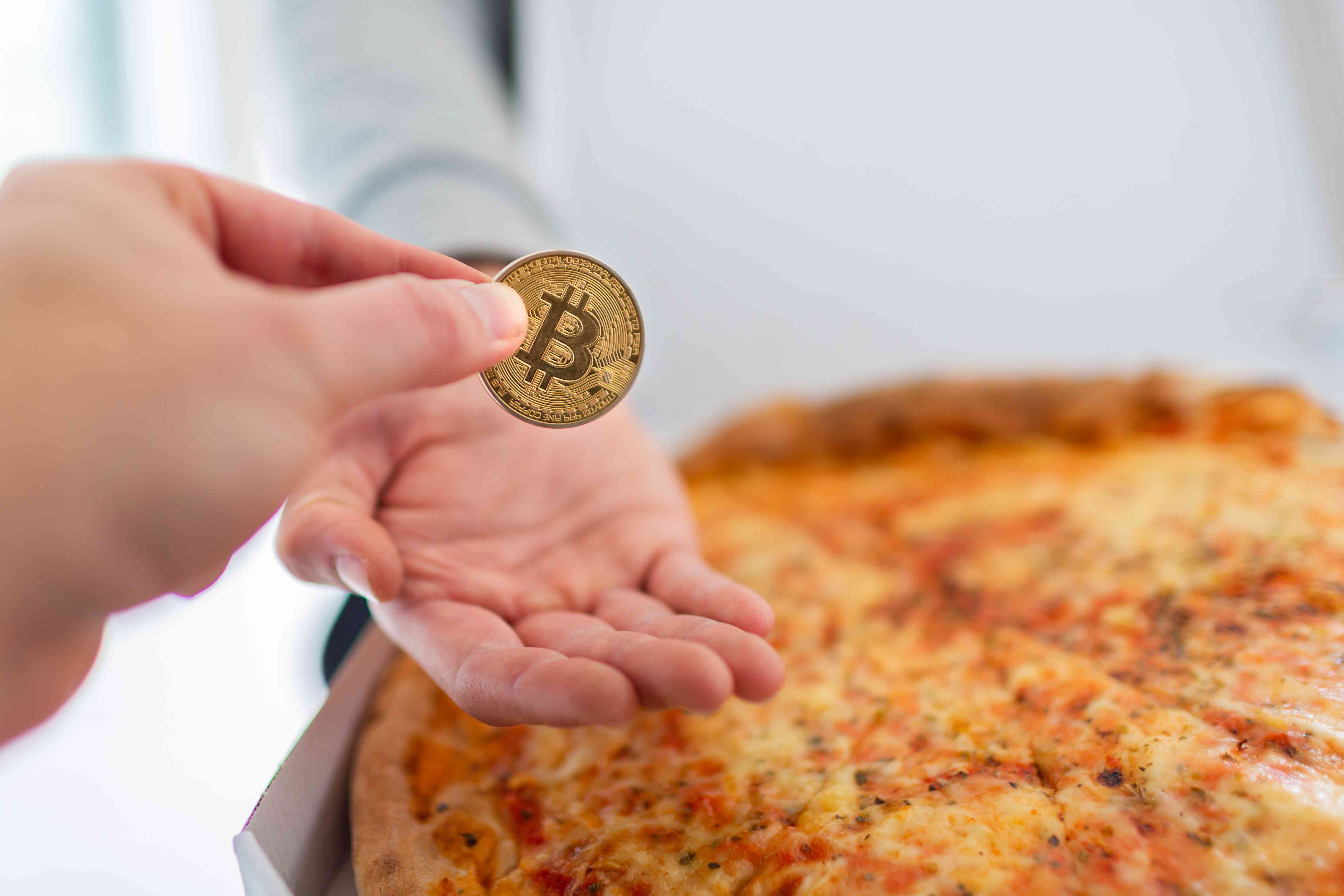 10 Years On, Laszlo Hanyecz Has No Regrets About His $45M Bitcoin Pizzas - CoinDesk