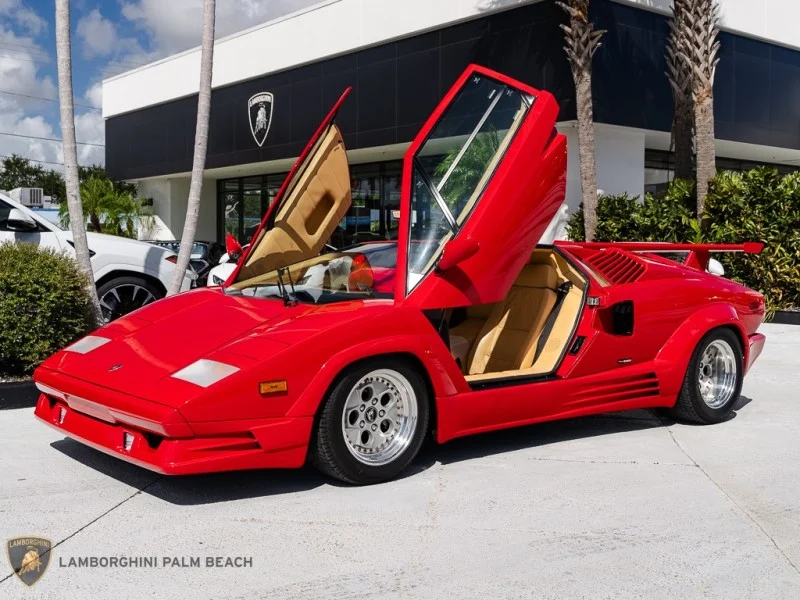 Lamborghini Countach - Wikipedia