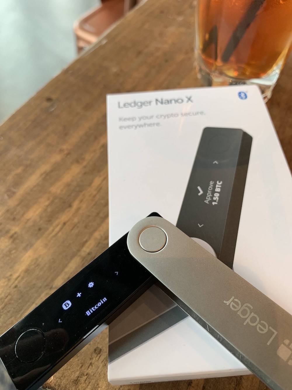 Ledger Nano X Review: Safety, Price & Box ()