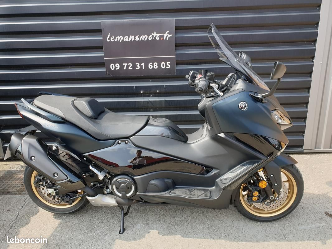 yamaha tmax red used – Search for your used motorcycle on the parking motorcycles